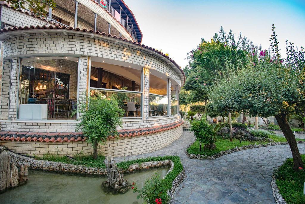 Nepheli Hotel Kastrosikia Exterior photo